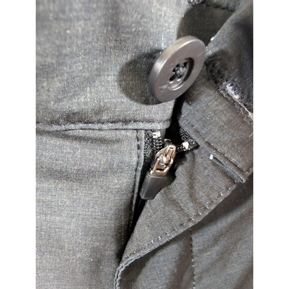 Academy Mens Grey and Black Shorts Zipper Pocket Detail Size 32 Casual, Travel - Picture 9 of 16